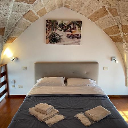 B&B Piazzetta Verdi Lecce Exterior foto
